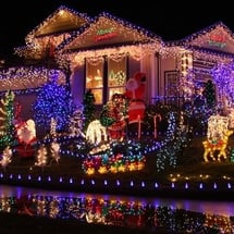 5 Tips For Staging Your Home to Sell During the Holiday Season