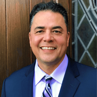 Tom Fernandez, Sales Manager