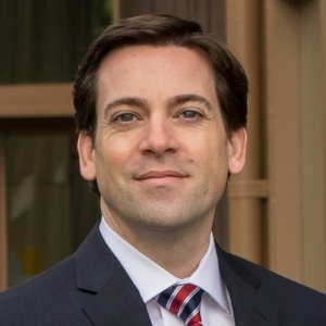 Alex Hogg, Branch Manager