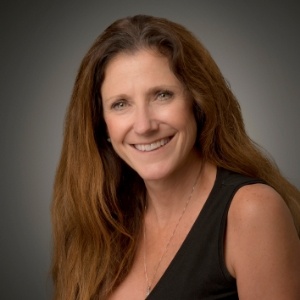 Michele Lewis, Branch Manager