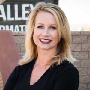 Pamela Llanos, Branch Manager