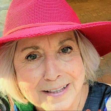 Lynda Robson Armes